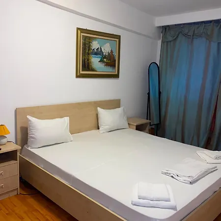 Dona Hotel
